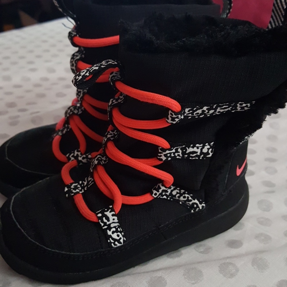 Nike boots